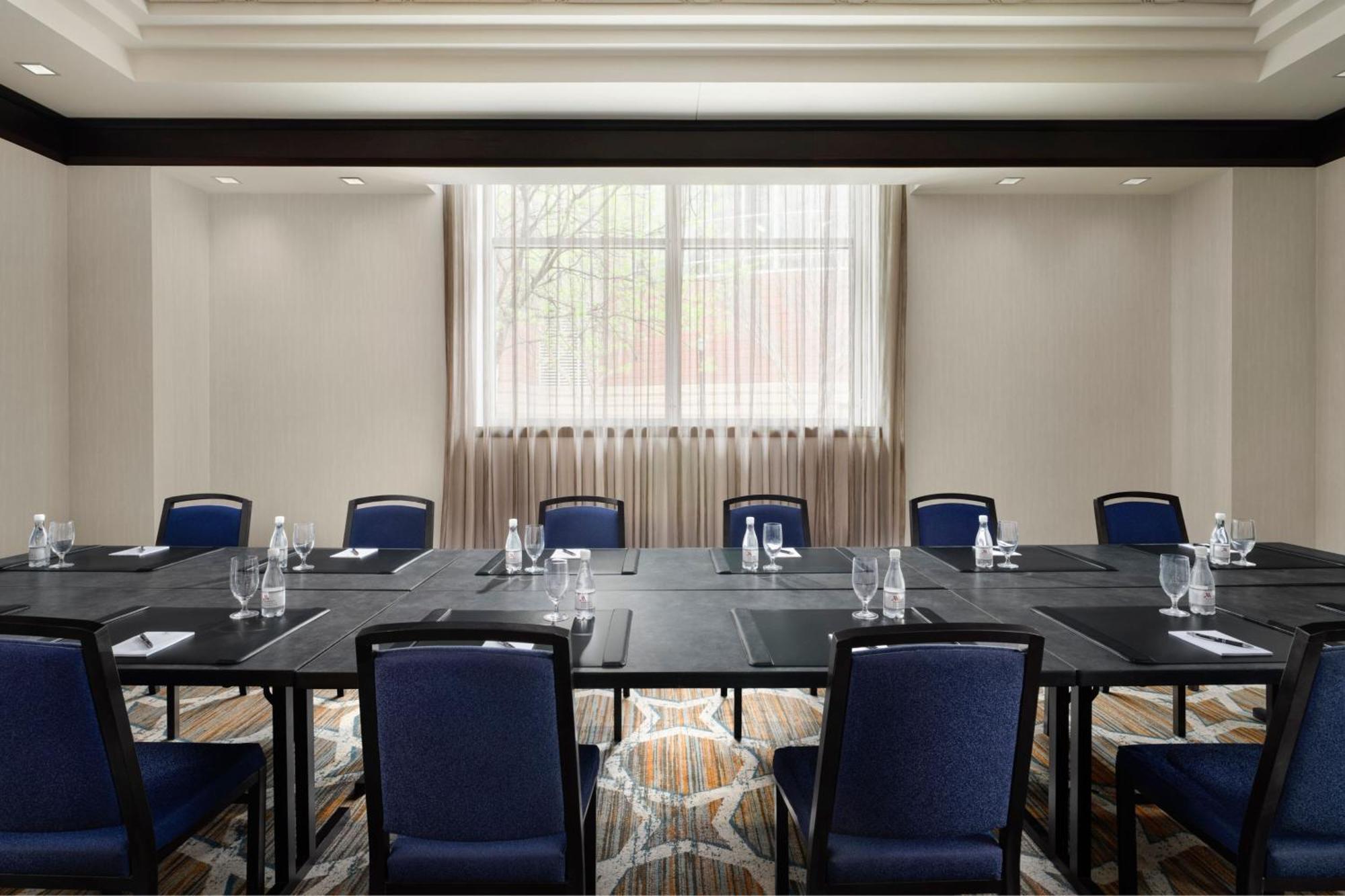 Louisville Marriott Downtown Екстер'єр фото