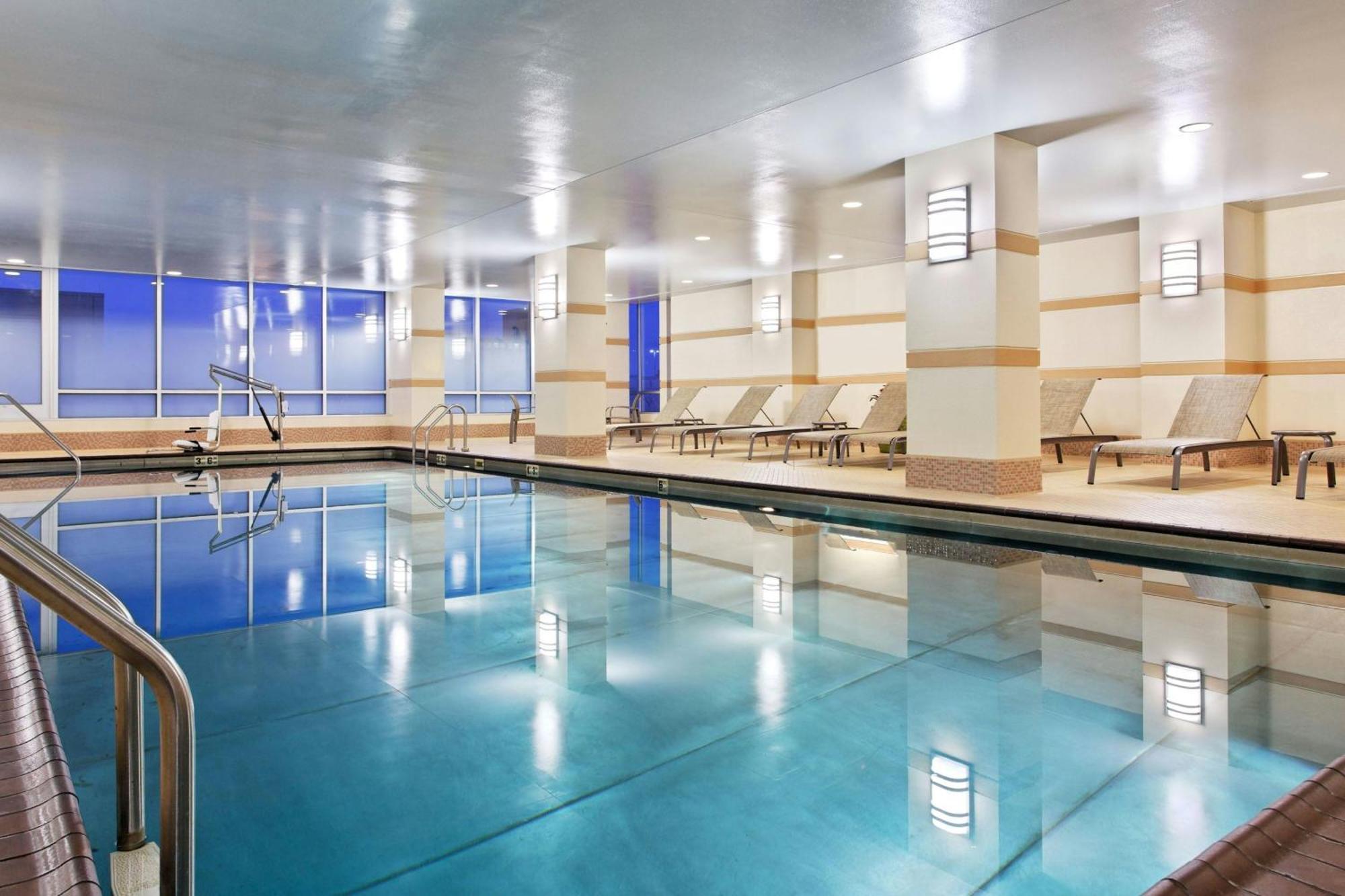 Louisville Marriott Downtown Екстер'єр фото